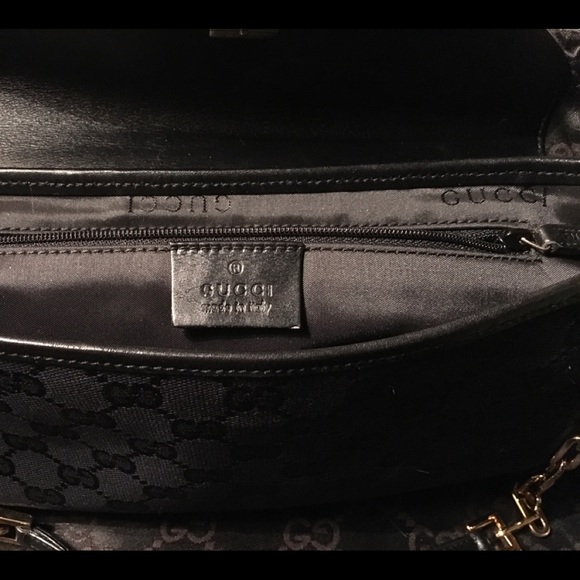 💋SOLD💋Vintage -RARE - Gucci Handbag - Picture 4 of 8